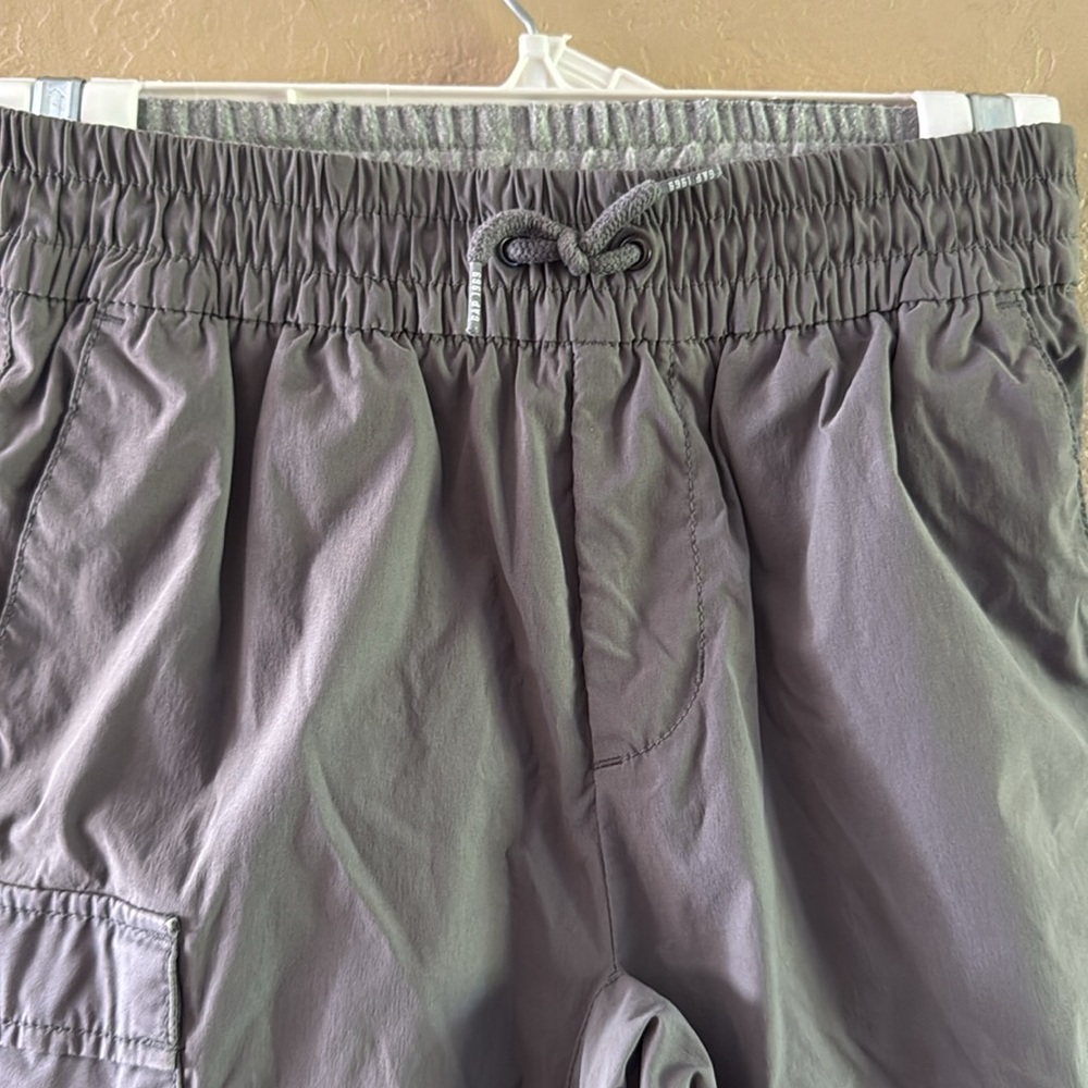 Gap Kids girls Gray Cargo Pants fully Lined Color Gray size Large G 10/11